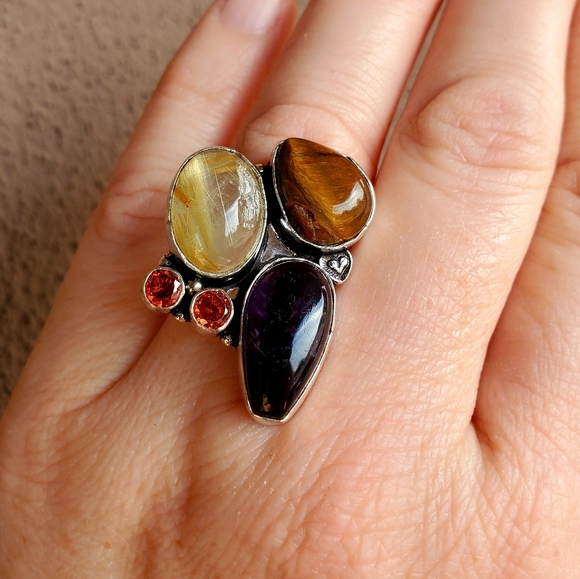 New Amethyst, Golden Rutile, Tiger Eye and Garnet 925 Silver Ring. - Picture 7 of 15